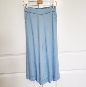 Soft wide leg cropped chambray pants